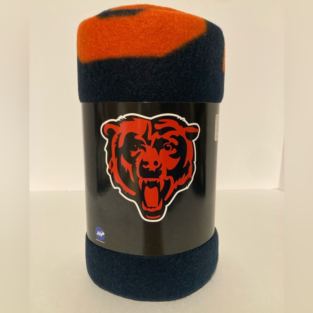 NEW - Officially Licensed NFL Chicago Bears 50x60 Fleece Throw Blanket